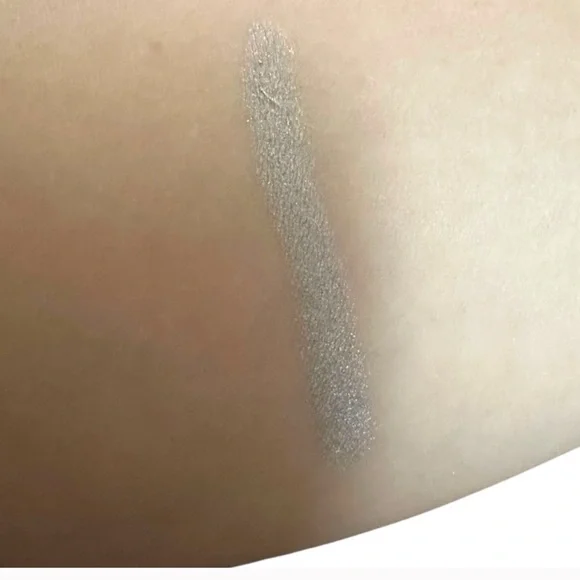 Platinum Eyeshadow Stick - Belle Beauty - Picture 3 of 3